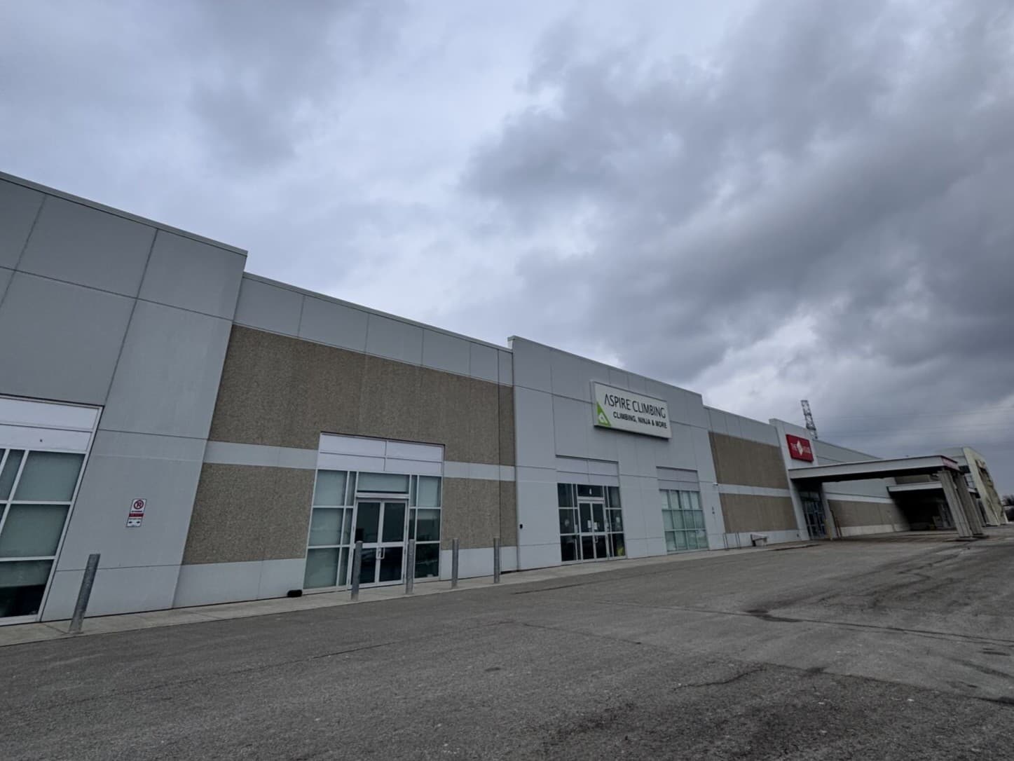 GTA Victoria Street East